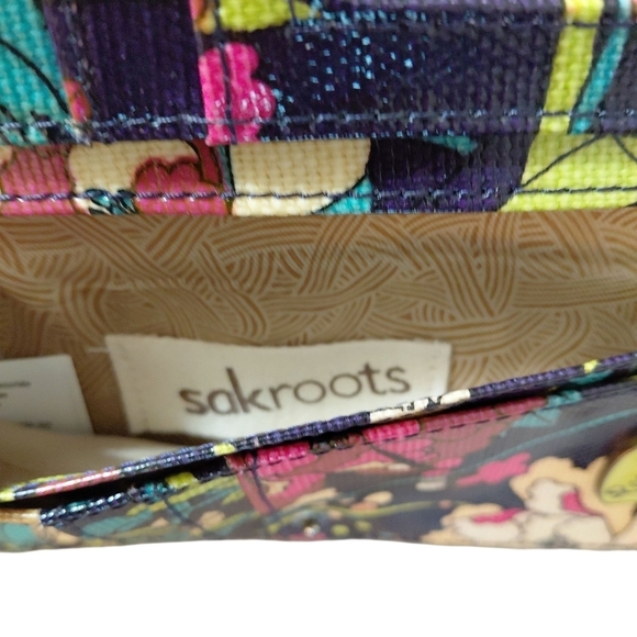 s-l400.jpg Sakroots Coated Canvas Bifold Wallet And Wristlet Clutch Set